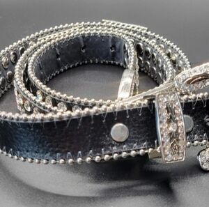 Unbranded Western Cowgirl Rhinestone Belt  Womens 42", 8